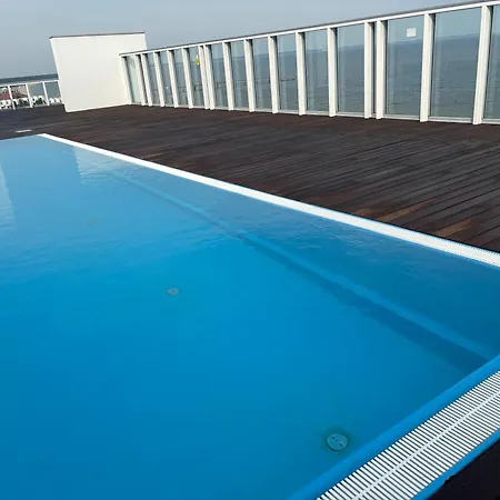 Wechta - Promenada Gwiazd 28 With Sea View, Free Rooftop Pool & Sauna Międzyzdroje